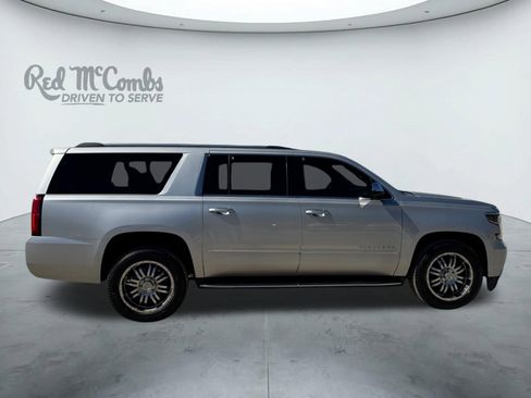 Used 2020 Chevrolet Suburban Premier image 6