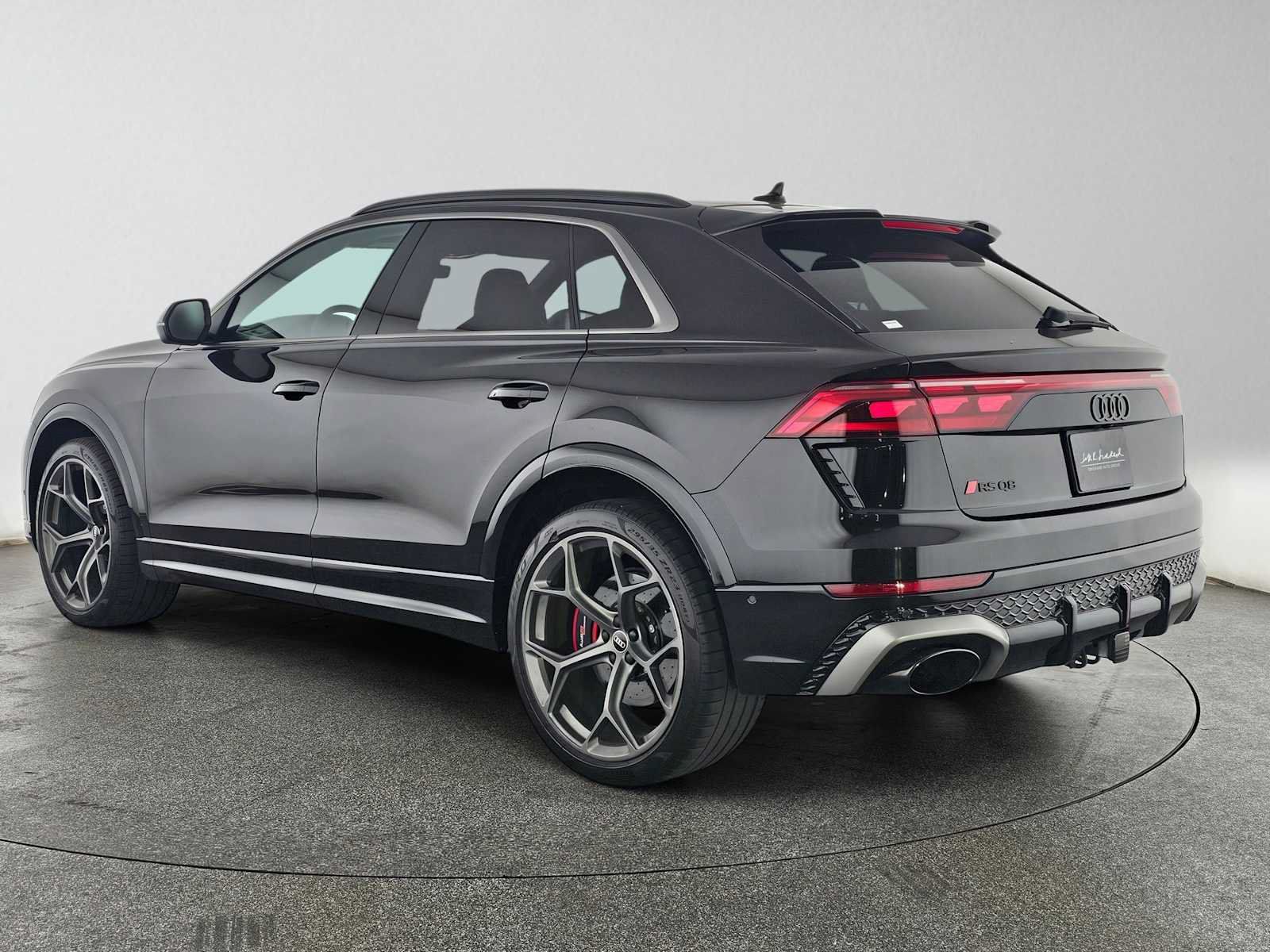 Used 2025 Audi RS Q8 performance w/ RS Design Package - Gray AWD/4WD image 5