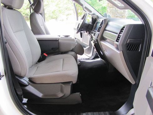 Used 2022 Ford F250 XLT AWD/4WD image 19