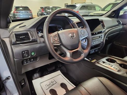 Certified 2024 Honda Passport TrailSport image 12