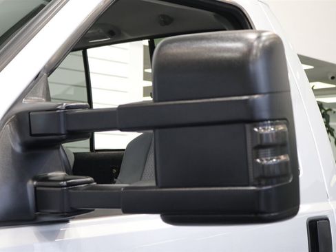 Used 2003 Ford F250 XLT image 22