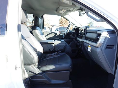 Used 2023 Ford F250 XLT image 31