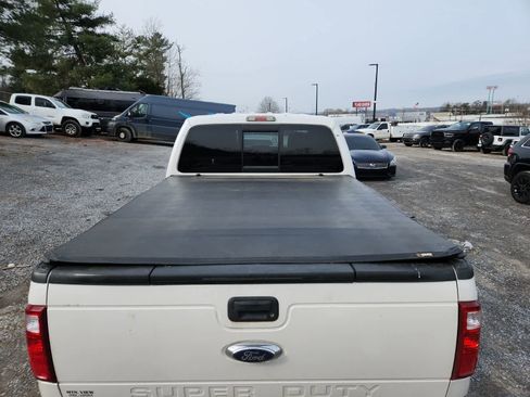 Used 2016 Ford F250 Lariat w/ Lariat Ultimate Package image 5