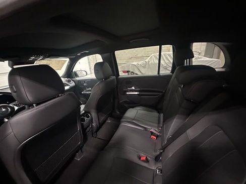 New 2025 Mercedes-Benz GLB 250 4MATIC image 14