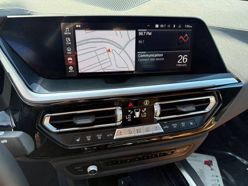 Used 2025 BMW Z4 M40i w/ Edition image 12