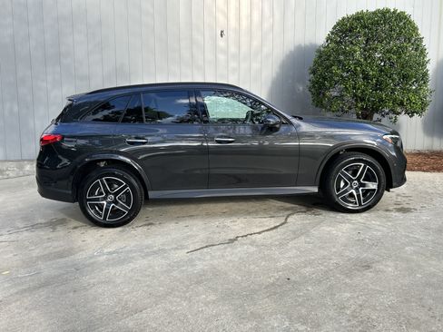 Certified 2025 Mercedes-Benz GLC 300 image 5