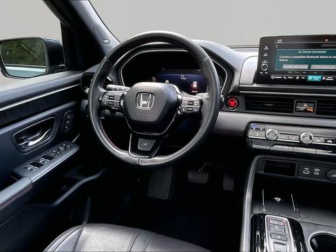 Used 2025 Honda Pilot Black Edition image 7