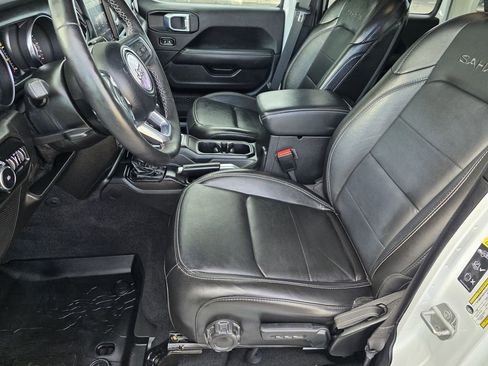 Used 2021 Jeep Wrangler Unlimited Sahara image 14