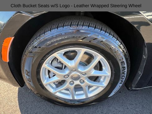 Used 2019 Chrysler Pacifica Touring Plus w/ S Appearance Package image 15