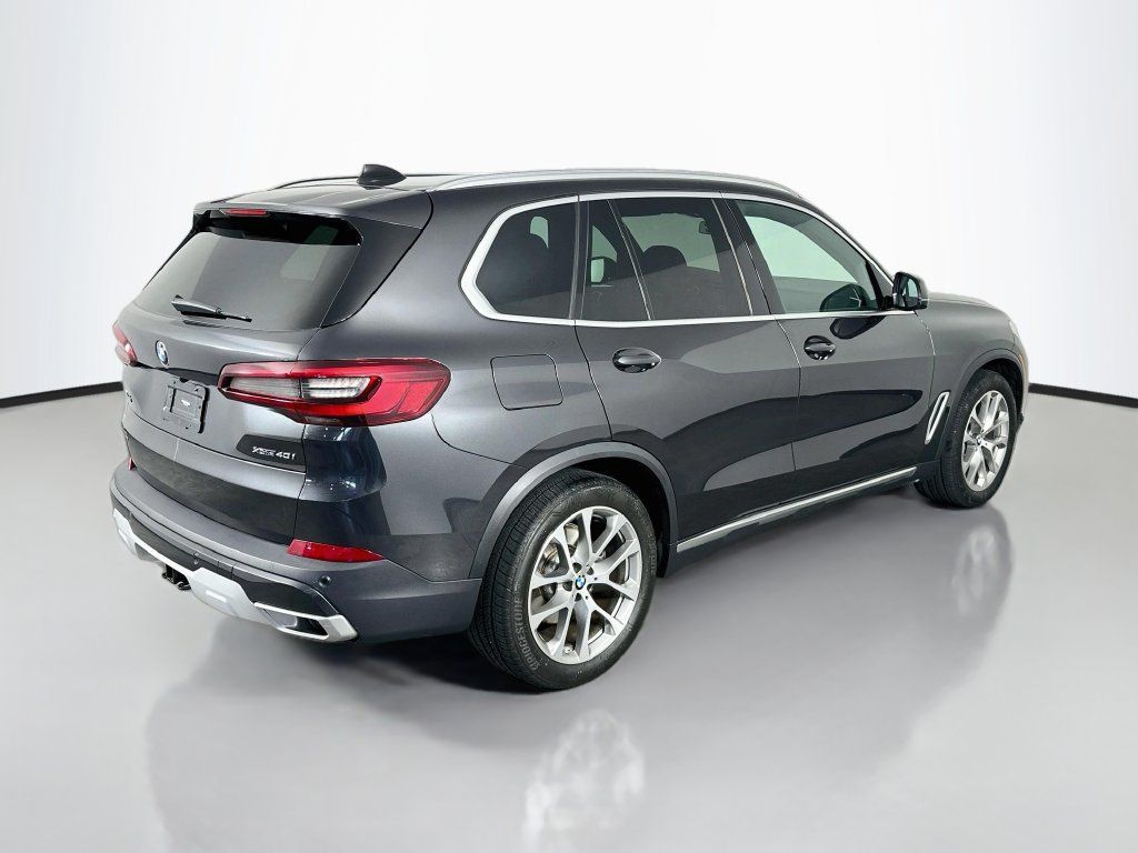 Used 2023 BMW X5 xDrive40i AWD/4WD image 7