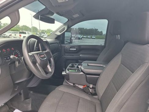 Used 2025 GMC Sierra 2500 Pro w/ 1SA Pro Safety Plus Package AWD/4WD image 11