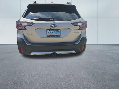 Used 2020 Subaru Outback Limited w/ Popular Package #2 AWD/4WD image 6
