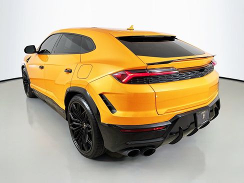 Used 2025 Lamborghini Urus SE AWD/4WD image 7