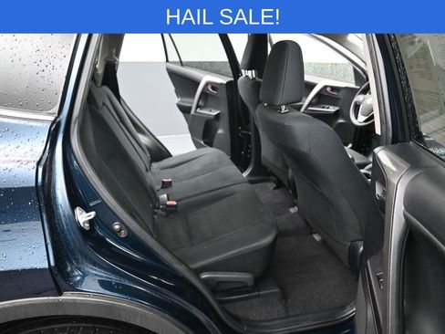 Used 2018 Toyota RAV4 LE w/ All Weather Liner Package image 28