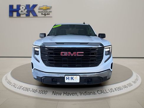 Used 2025 GMC Sierra 1500 Pro w/ Pro Value Package image 2
