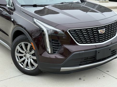 Used 2020 Cadillac XT4 Premium Luxury w/ Technology Package image 5