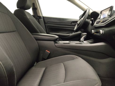 Used 2023 Nissan Altima 2.5 S FWD image 21