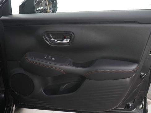 Used 2024 Honda HR-V Sport image 9