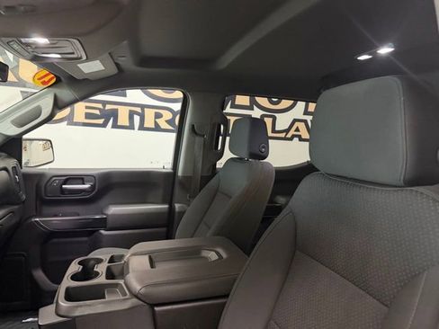 Used 2021 Chevrolet Silverado 1500 Custom Trail Boss w/ Midnight Edition image 13