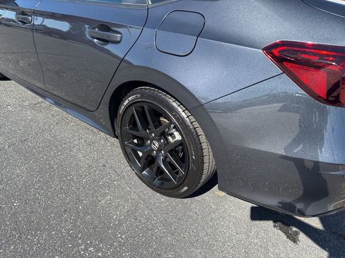 Used 2025 Honda Civic Sport image 9
