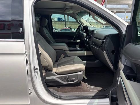Used 2019 Ford Expedition Limited w/ Equipment Group 301A RWD image 69