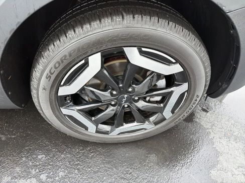 Used 2025 Kia Telluride S AWD/4WD image 5