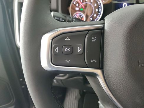 New 2026 RAM 1500 4x4 Crew Cab image 21