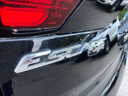 Used 2019 Ford Escape SE AWD/4WD image 10