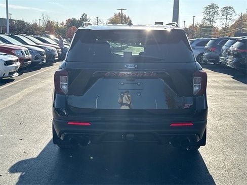 Used 2020 Ford Explorer ST w/ ST Street Pack image 5