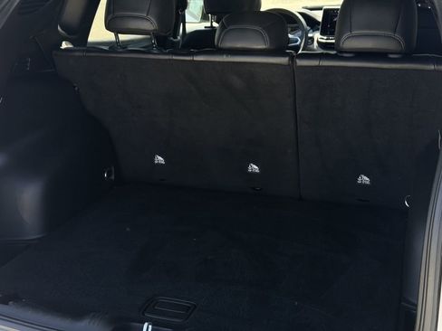 Used 2025 Jeep Compass Limited AWD/4WD image 30