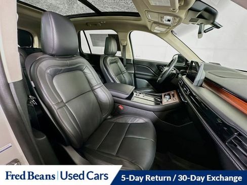 Used 2024 Lincoln Aviator Reserve w/ Equipment Group 201A AWD/4WD image 38