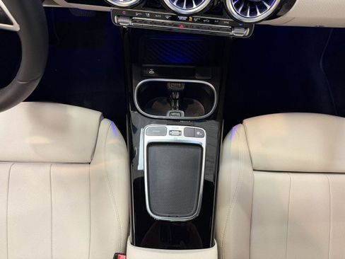 Certified 2025 Mercedes-Benz CLA 250 image 13