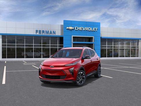Used 2023 Chevrolet Bolt EUV Premier w/ Super Cruise Package FWD image 9