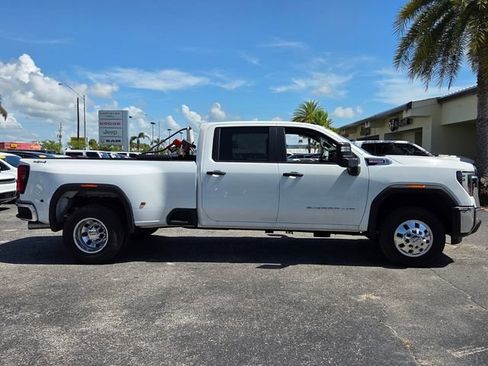Used 2026 GMC Sierra 3500 Pro w/ 1SA Pro Safety Plus Package AWD/4WD image 8