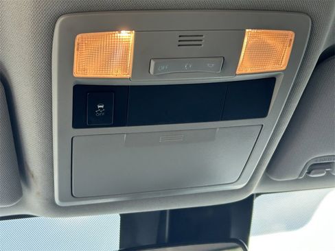 Used 2019 Toyota Tacoma SR w/ SR Convenience Package image 16