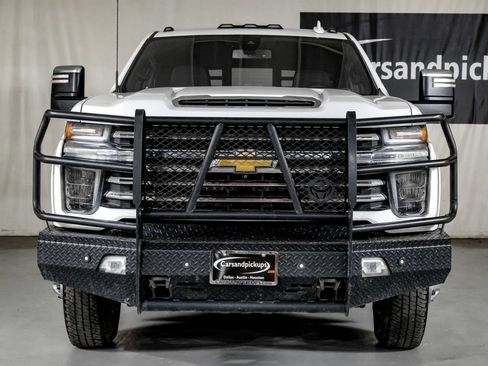Used 2022 Chevrolet Silverado 3500 High Country w/ Safety Package II AWD/4WD image 3