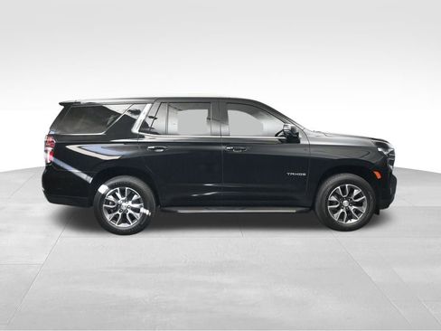 Used 2021 Chevrolet Tahoe LT w/ LT Signature Package RWD image 6