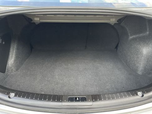 Used 2012 MAZDA MAZDA3 i Touring FWD image 25