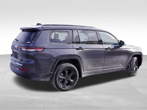 New 2025 Jeep Grand Cherokee L Limited w/ Black Appearance Package image 3