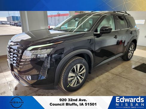 New 2026 Nissan Pathfinder SL AWD/4WD image 5