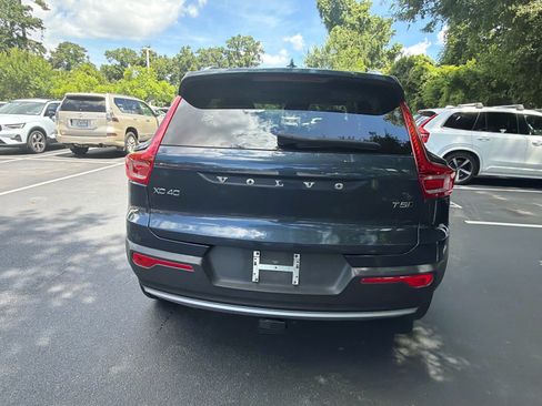 Used 2022 Volvo XC40 T5 Inscription w/ Advanced Package AWD/4WD image 12