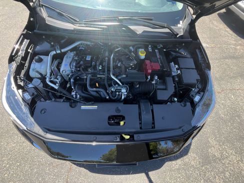 Used 2025 Nissan Sentra SV FWD image 30
