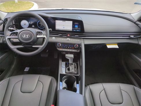 New 2026 Hyundai Elantra Limited image 16