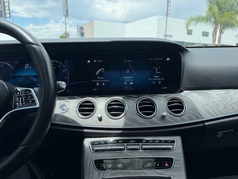 Used 2021 Mercedes-Benz E 350 Sedan image 9