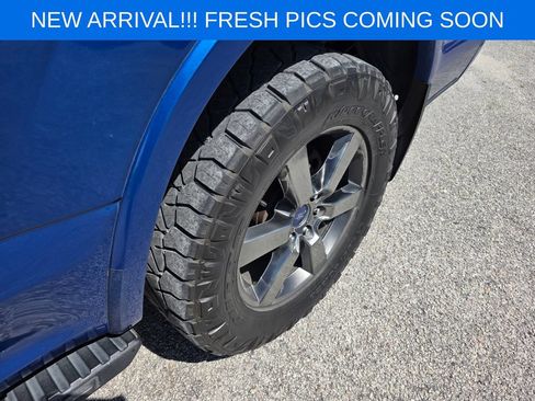 Used 2017 Ford F150 XLT w/ Equipment Group 302A Luxury AWD/4WD image 9