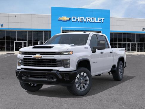 New 2026 Chevrolet Silverado 2500 Custom w/ Custom Value Package AWD/4WD image 5