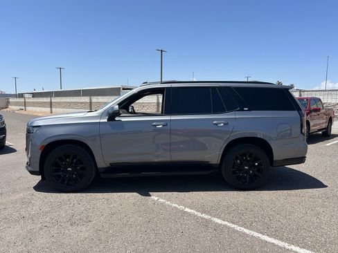 Used 2021 Cadillac Escalade Sport w/ LPO, ONYX Package AWD/4WD image 2