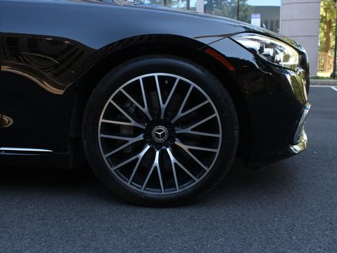 Used 2022 Mercedes-Benz S 500 4MATIC image 4