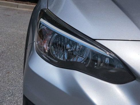 Used 2019 Subaru Crosstrek 2.0i Premium AWD/4WD image 10