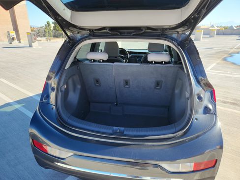 Used 2019 Chevrolet Bolt LT image 18